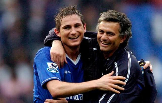 亿万球迷的 亿万球迷的