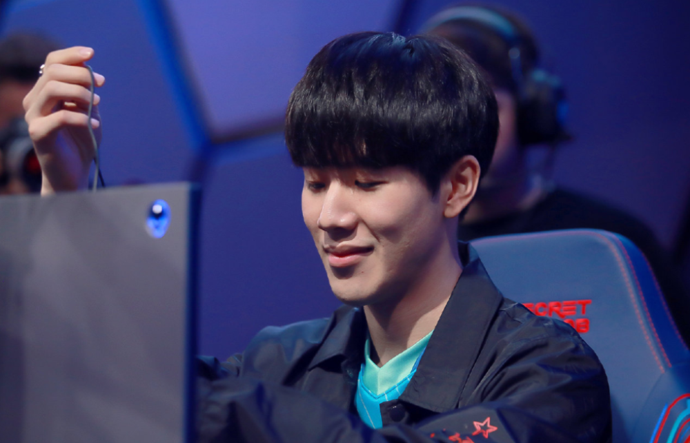 由在现有的 由在现有的