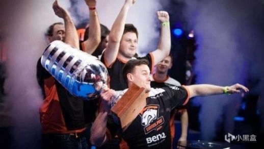 性的样本战 性的样本战